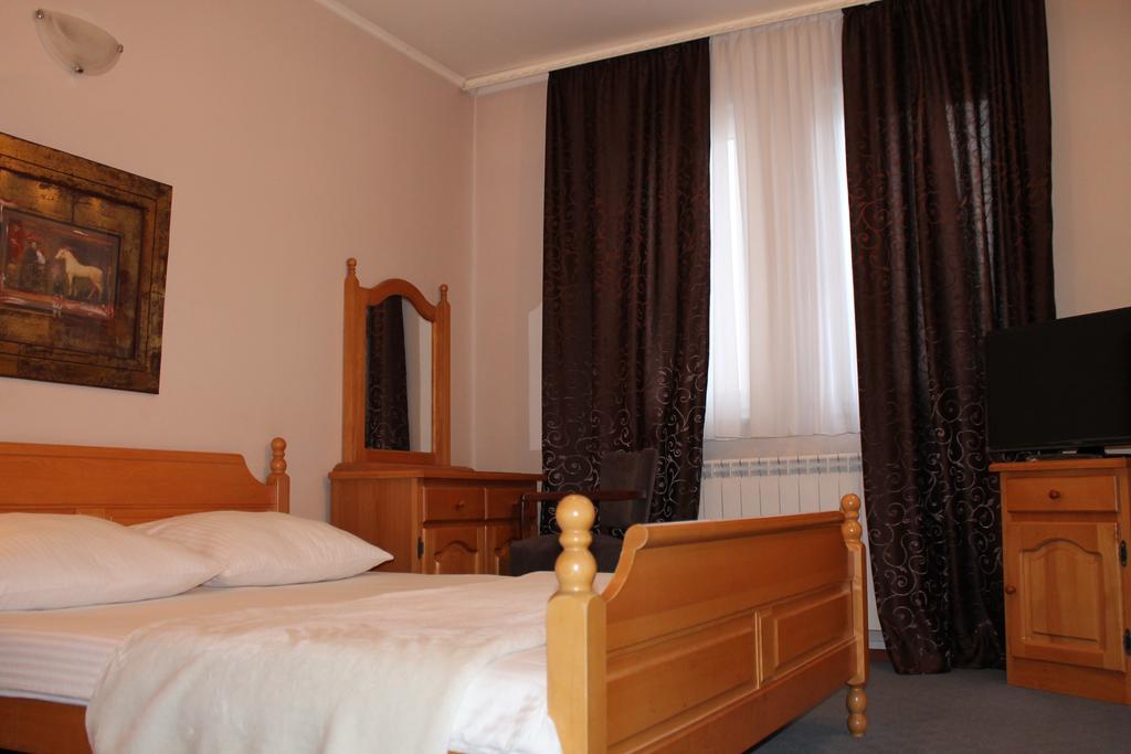 Europa Motel Sarajevo Ngoại thất bức ảnh